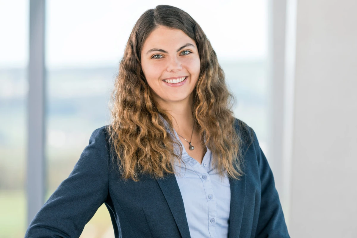 Porträt von Jasmin Rey